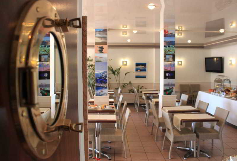 The Originals Boutique, Hotel Admiral'S, Les Sables-dʼOlonne Exterior foto